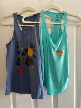 Roxy Girls' Teal and Blue Graphic Racerback Tank Tops